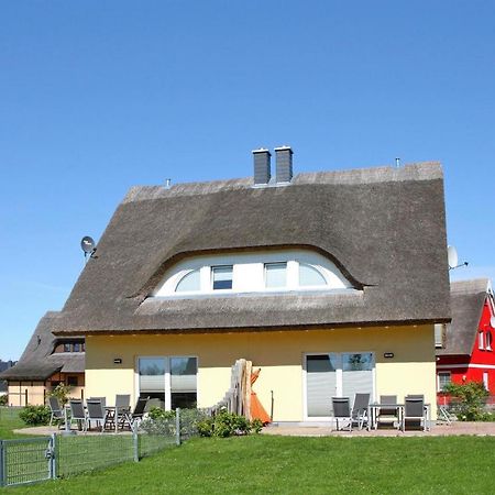 Reetdachhaus Lotte Mit Sauna Und Kaminofen Am Yachthafen In Vieregge מראה חיצוני תמונה