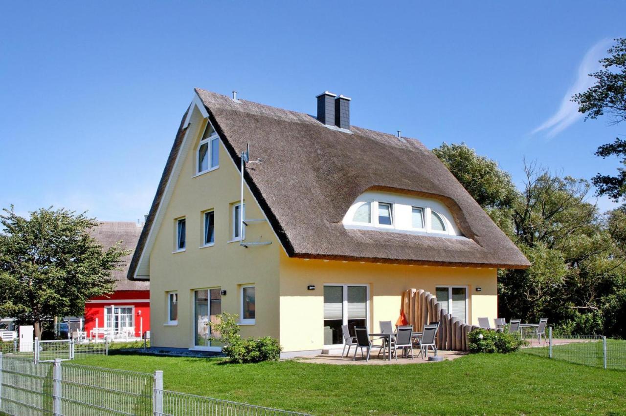 Reetdachhaus Lotte Mit Sauna Und Kaminofen Am Yachthafen In Vieregge מראה חיצוני תמונה