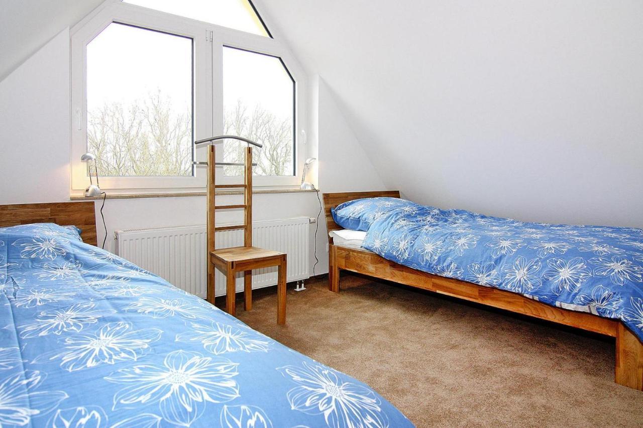 Reetdachhaus Lotte Mit Sauna Und Kaminofen Am Yachthafen In Vieregge מראה חיצוני תמונה