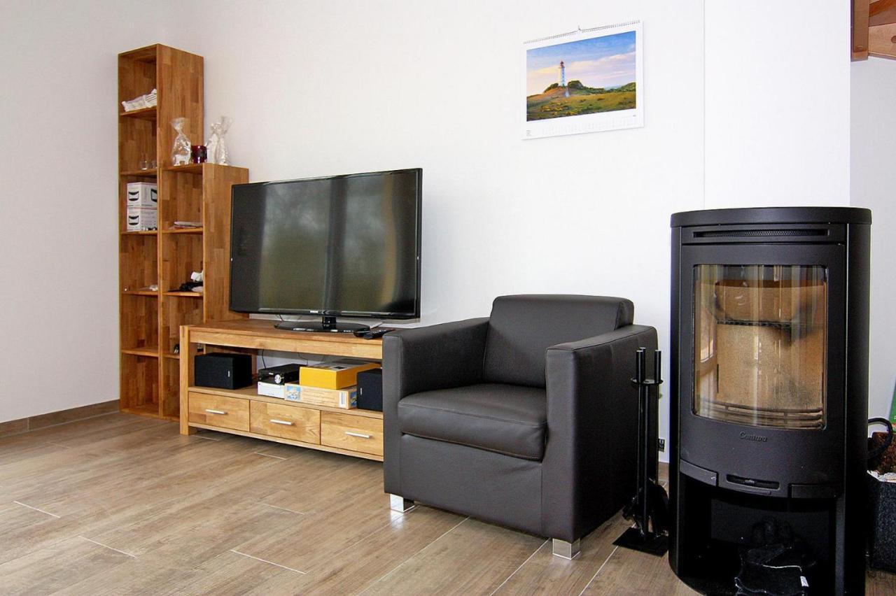 Reetdachhaus Lotte Mit Sauna Und Kaminofen Am Yachthafen In Vieregge מראה חיצוני תמונה